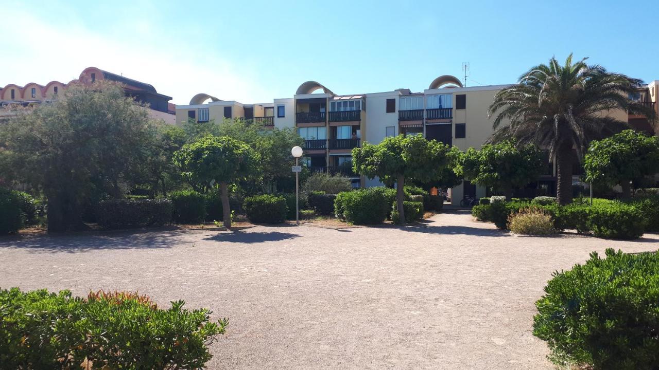 Studio Cabine Avec Jardinet A 30 M De La Plage, Au Calme. Gruissan Exterior foto